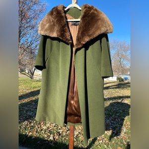 Vintage Benmor olive green wool fur collar swing coat Union made